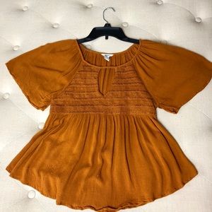 Forever 21 keyhole flowy short sleeve top